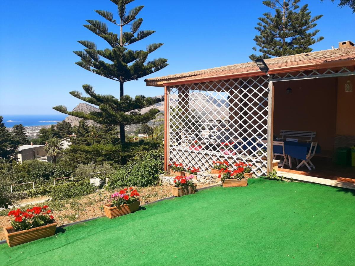 Lomarchi Holiday Home كاريني المظهر الخارجي الصورة