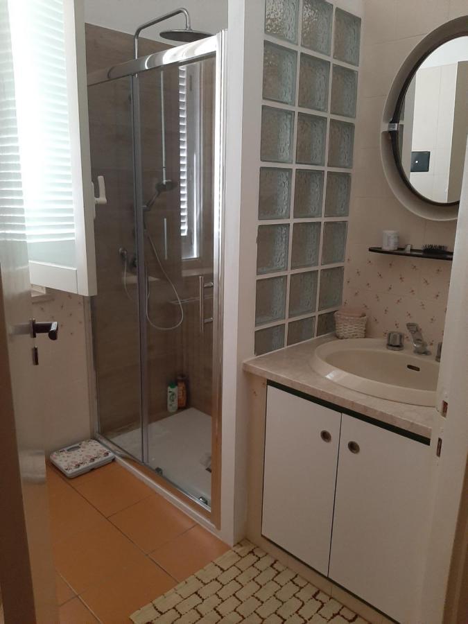 Lomarchi Holiday Home كاريني المظهر الخارجي الصورة