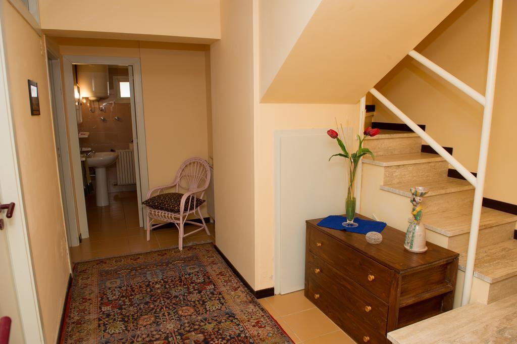Lomarchi Holiday Home كاريني المظهر الخارجي الصورة